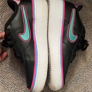 Air Force 1 Low LV8 GS ‘Miami Vice’
